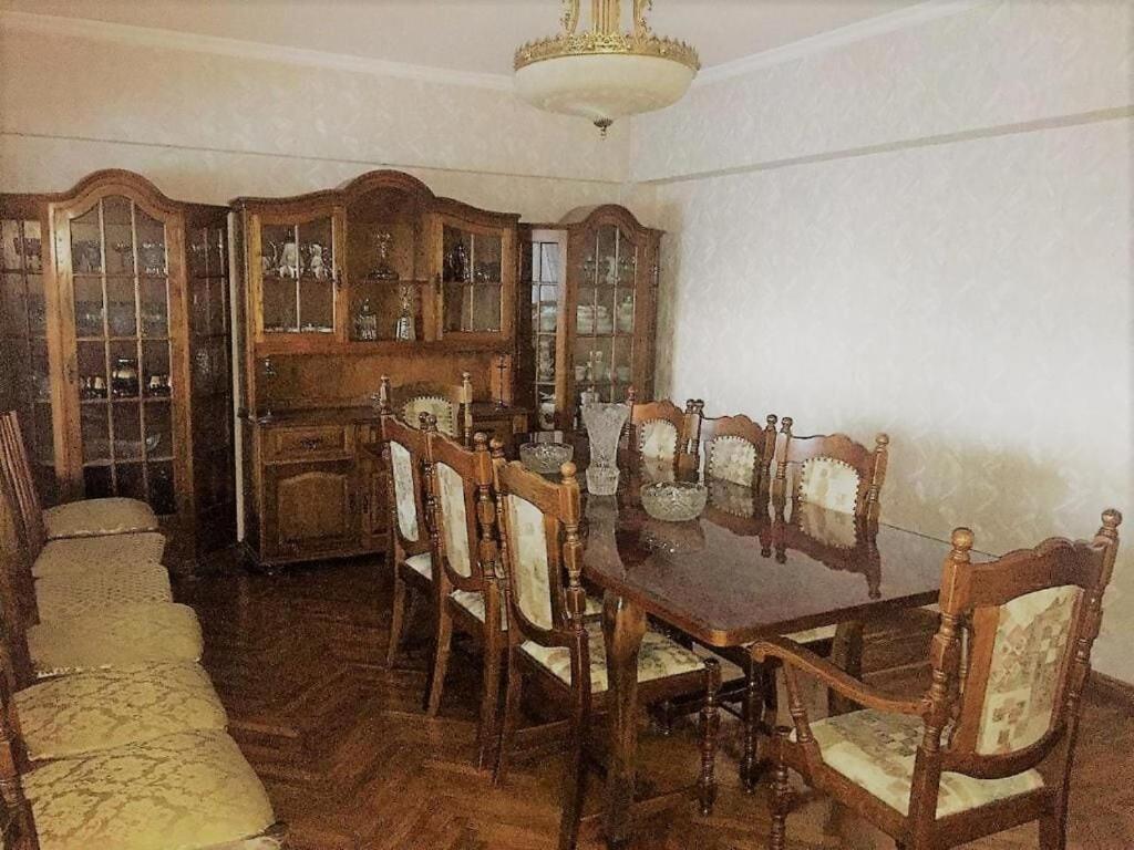 Spacious And Cozy Tasken Kültér fotó
